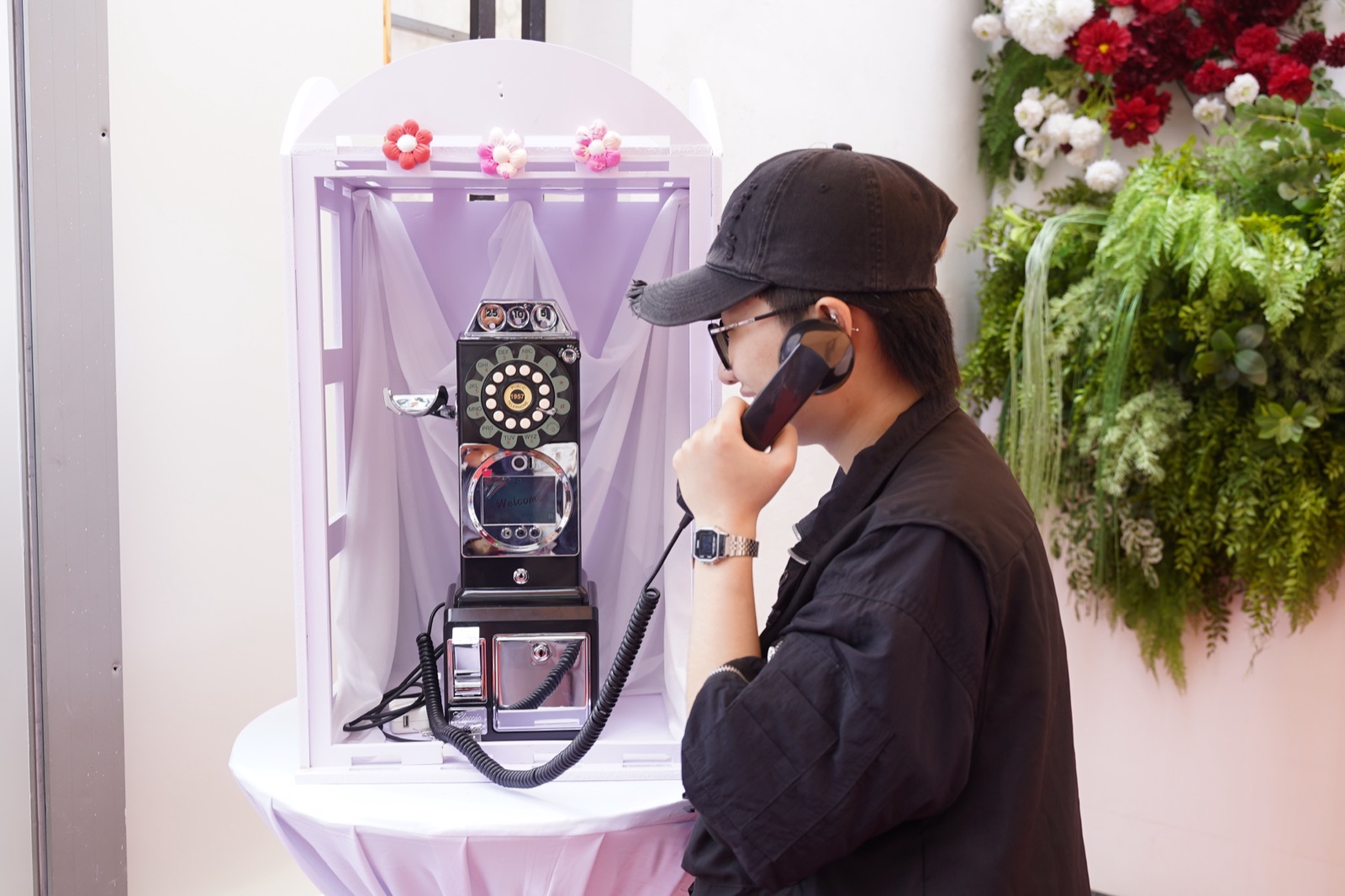 góc kho, máy photobooth đang được lắp ráp (cần thay ảnh thật)